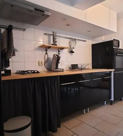 Le 100 Apartment