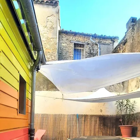 Le 100 Apartment *
